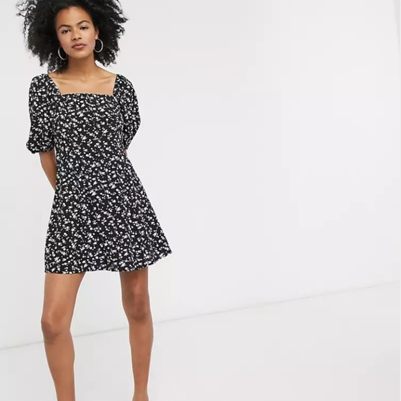 & Other Stories Floral Print Mini Dress in Black - Picture 4 of 9